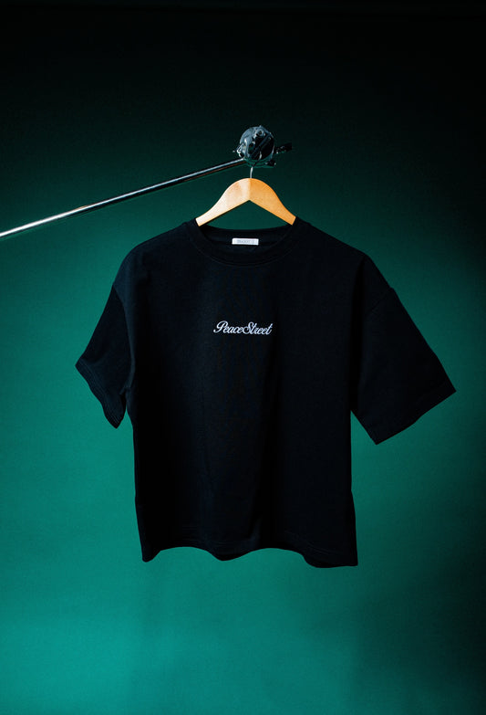 BOX FIT T-SHIRT (CROPPED) - Black